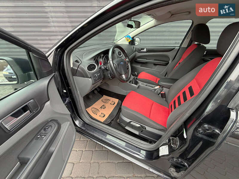 Універсал Ford Focus 2009 в Кам'янському