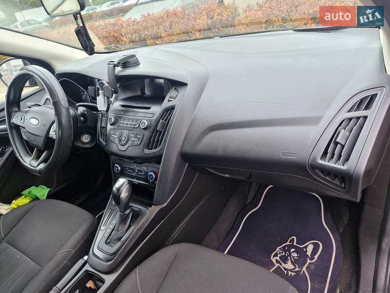 Хэтчбек Ford Focus 2016 в Емильчине фото 8 Хэтчбек Ford Focus 2016 в Емильчине