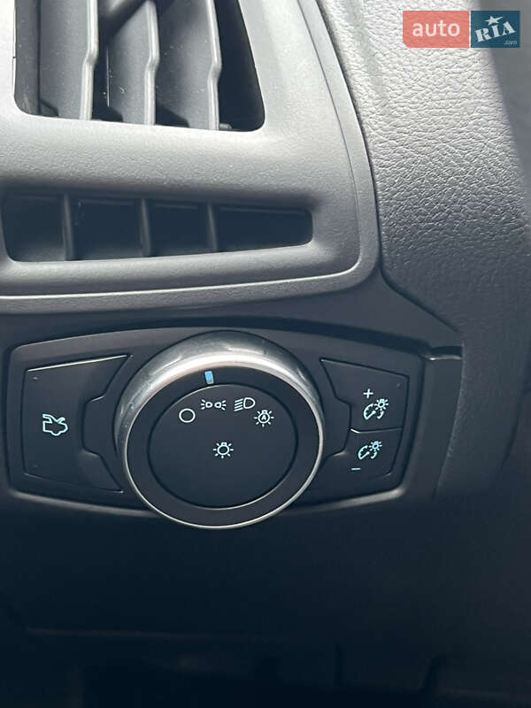 Седан Ford Focus 2018 в Одесі