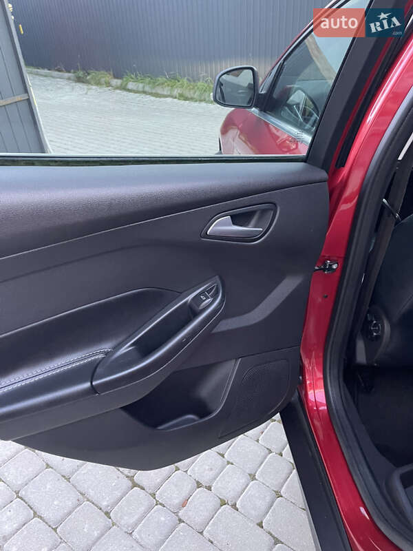 Универсал Ford Focus 2013 в Львове фото 29 Универсал Ford Focus 2013 в Львове