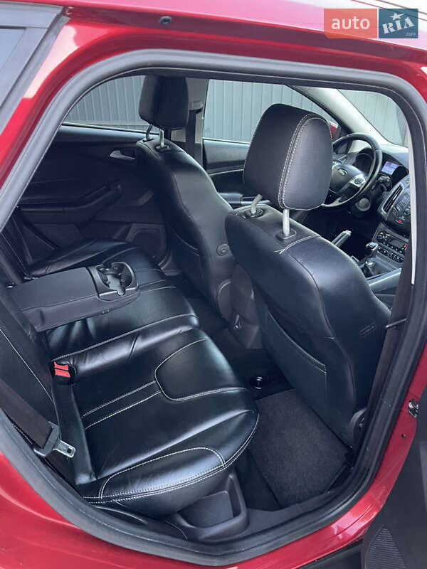 Универсал Ford Focus 2013 в Львове фото 35 Универсал Ford Focus 2013 в Львове