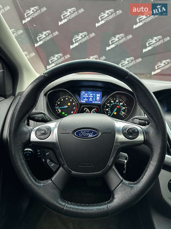 Седан Ford Focus 2013 в Сумах