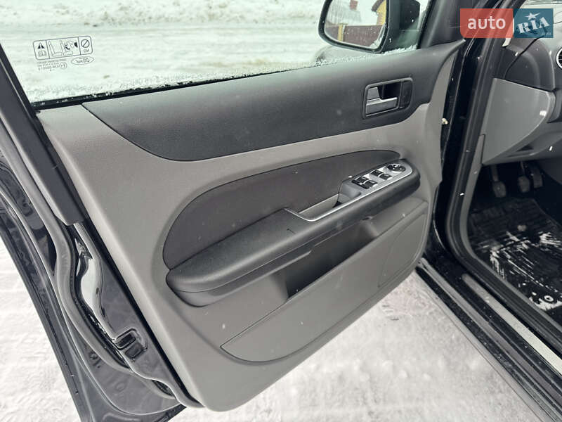 Хэтчбек Ford Focus 2008 в Умани