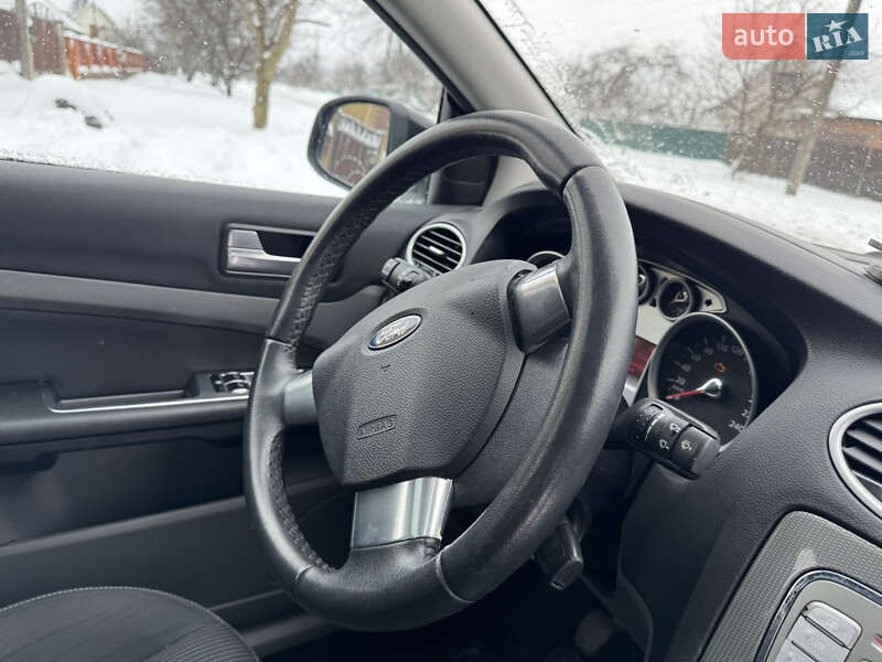 Хэтчбек Ford Focus 2008 в Умани