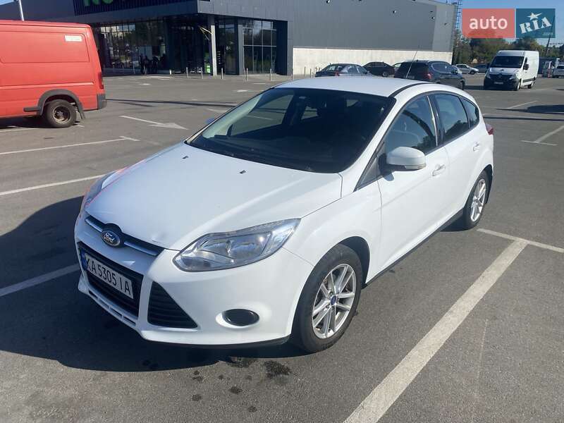 Хэтчбек Ford Focus 2013 в Киеве