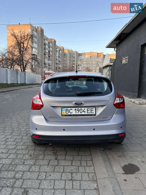 Хэтчбек Ford Focus 2013 в Львове