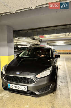 Хэтчбек Ford Focus 2015 в Львове