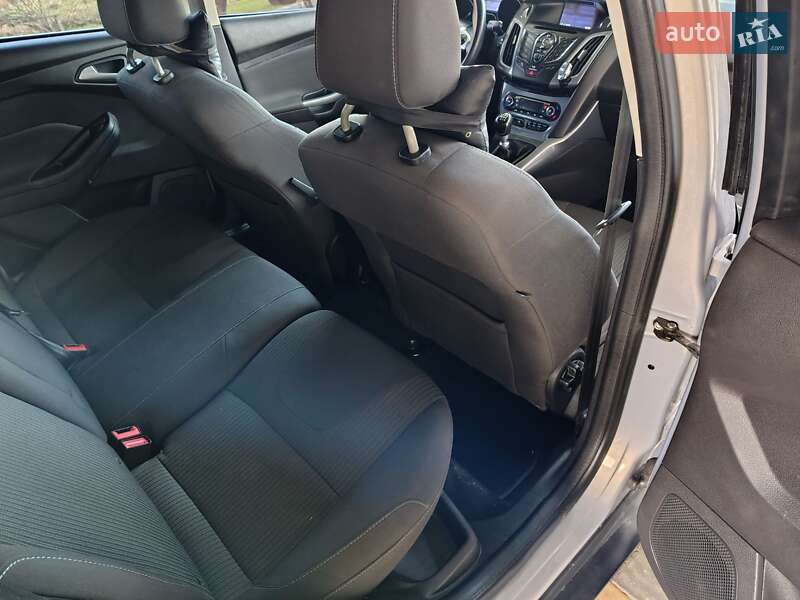 Универсал Ford Focus 2013 в Бориславе фото 53 Универсал Ford Focus 2013 в Бориславе