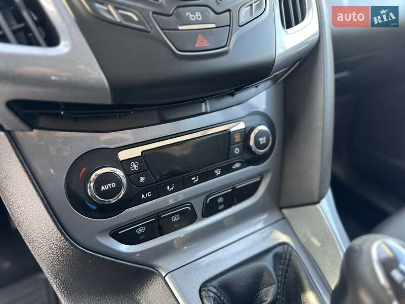 Універсал Ford Focus 2011 в Гнівані