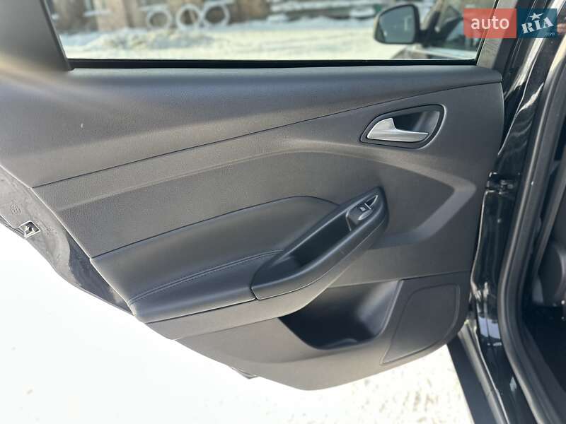 Універсал Ford Focus 2011 в Гнівані