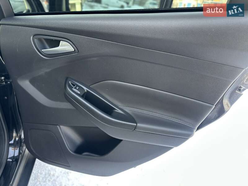 Універсал Ford Focus 2011 в Гнівані