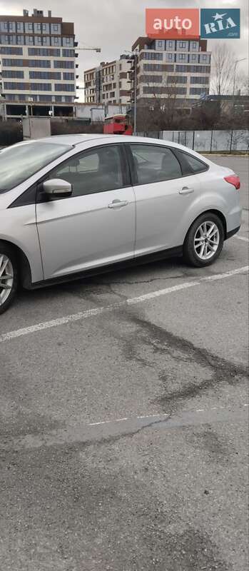 Седан Ford Focus 2017 в Ужгороде