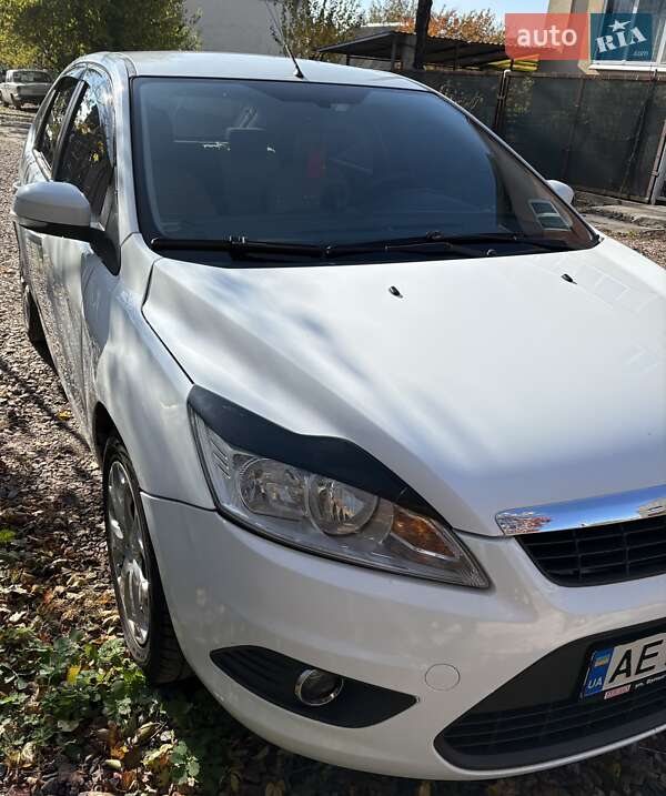 Хетчбек Ford Focus 2011 в Вільногірську