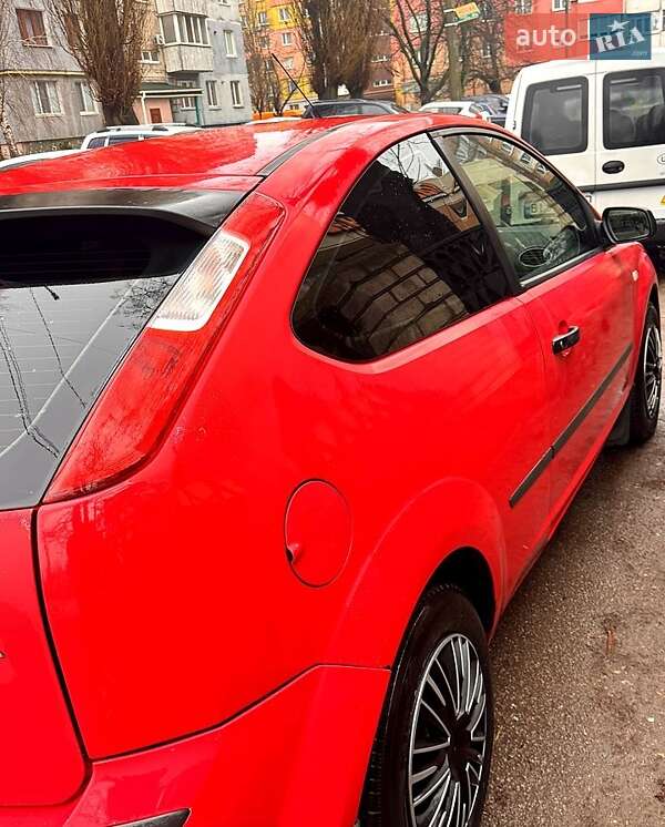 Хэтчбек Ford Focus 2005 в Кропивницком