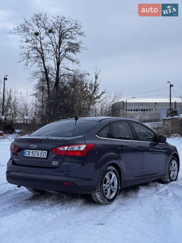 Седан Ford Focus 2013 в Чернигове фото 8 Седан Ford Focus 2013 в Чернигове