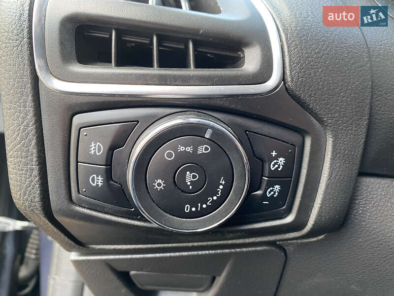 Седан Ford Focus 2013 в Чернигове фото 21 Седан Ford Focus 2013 в Чернигове