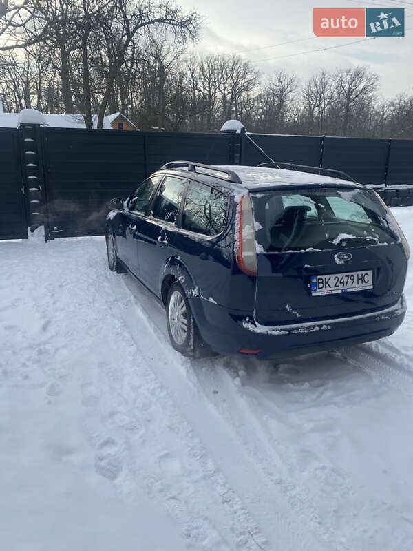 Универсал Ford Focus 2008 в Сарнах