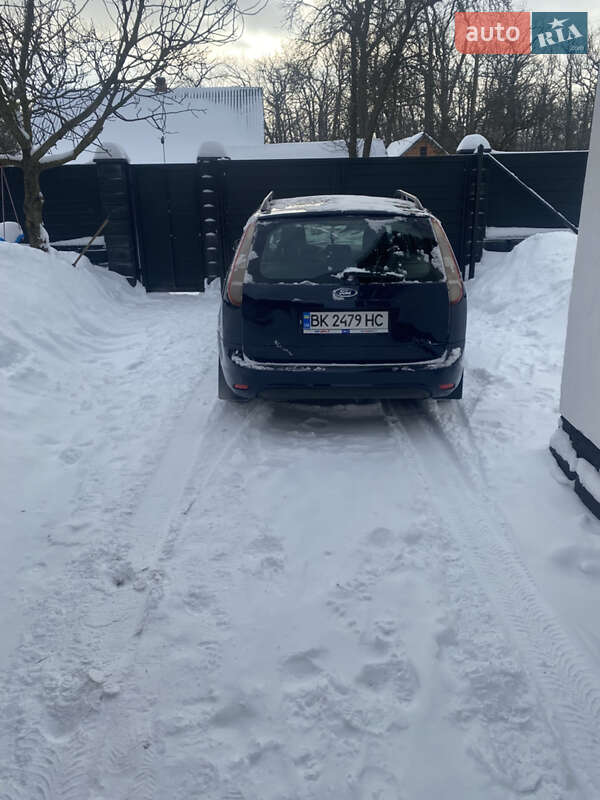 Универсал Ford Focus 2008 в Сарнах