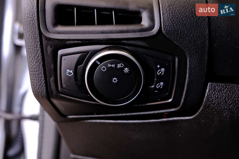 Седан Ford Focus 2017 в Одессе