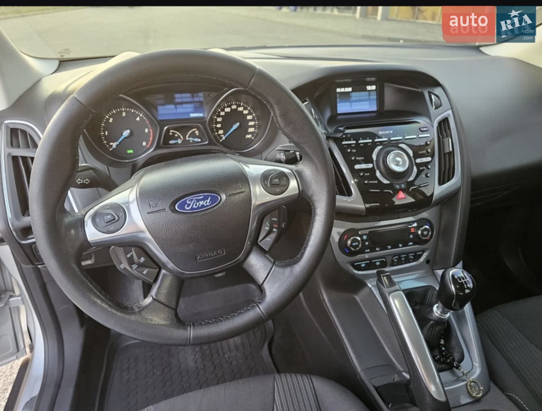 2011 Ford Focus - мініатюра 8