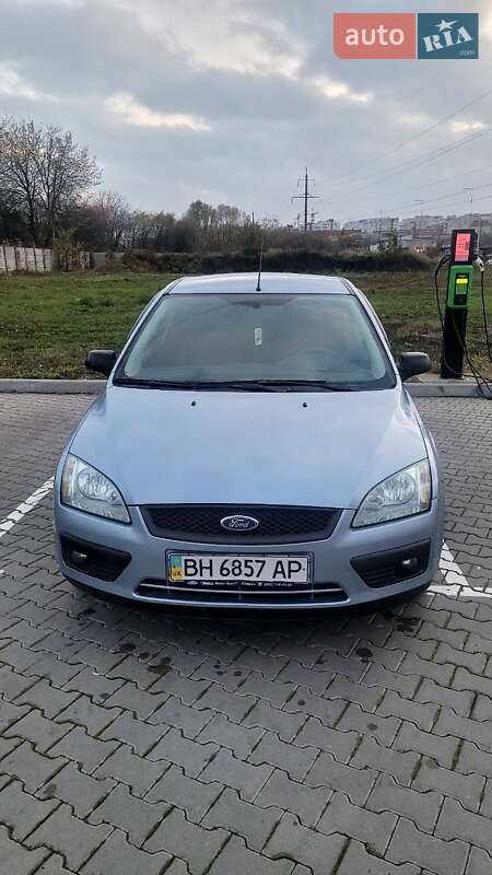 Хэтчбек Ford Focus 2006 в Виннице