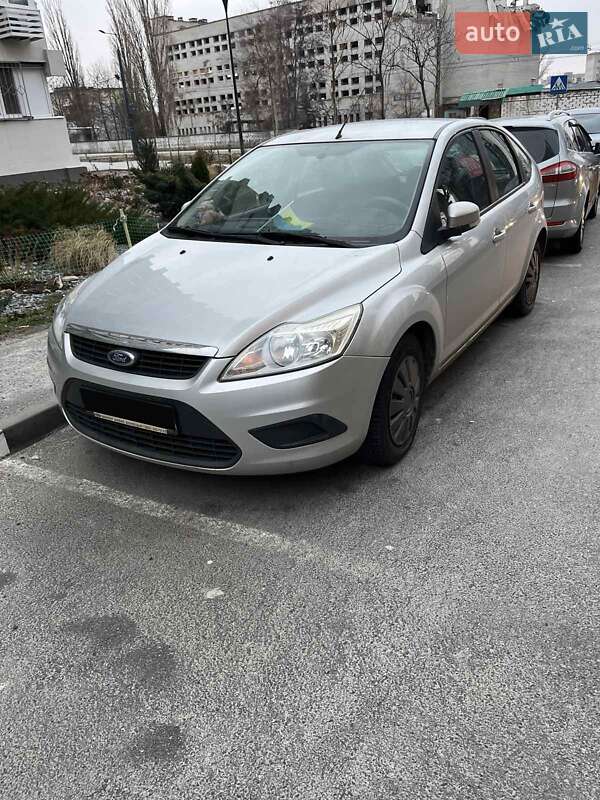 Хетчбек Ford Focus 2008 в Дніпрі