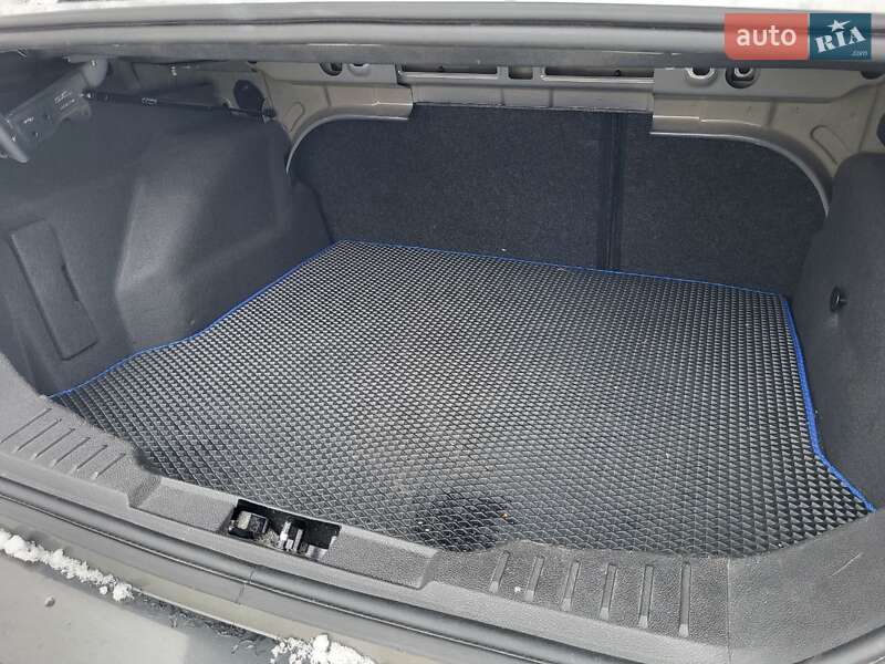 Седан Ford Focus 2018 в Львові