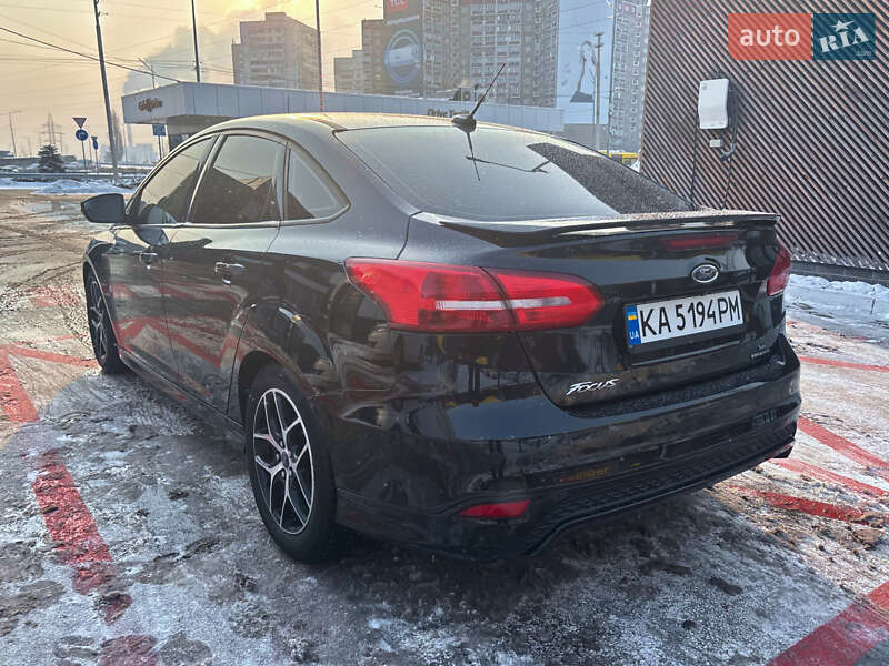 Седан Ford Focus 2015 в Киеве