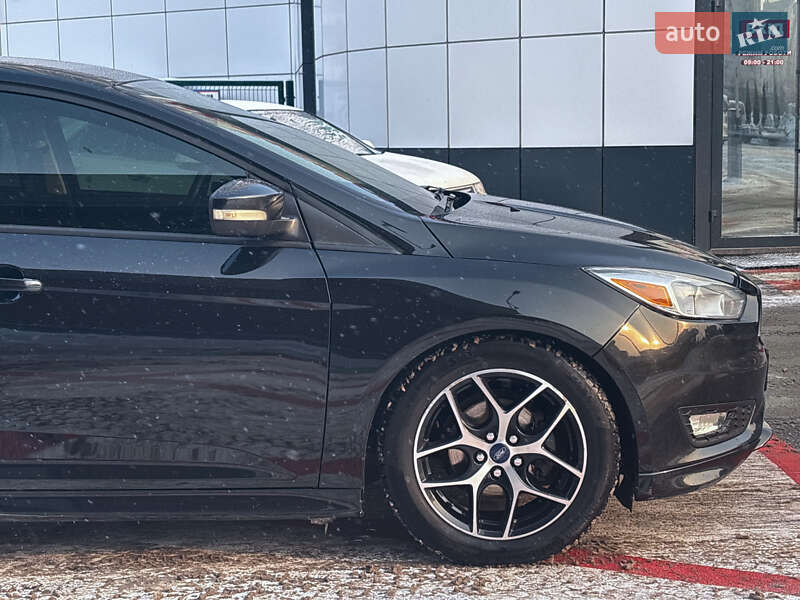 Седан Ford Focus 2015 в Киеве