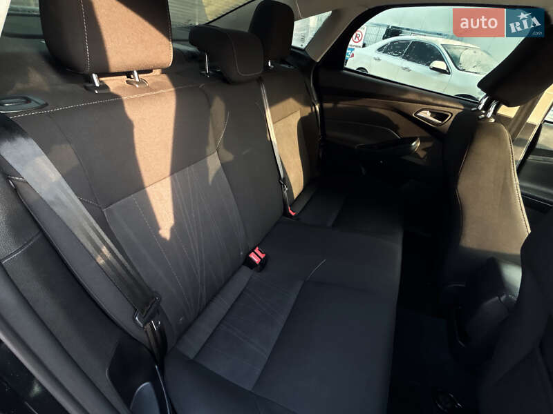 Седан Ford Focus 2015 в Киеве