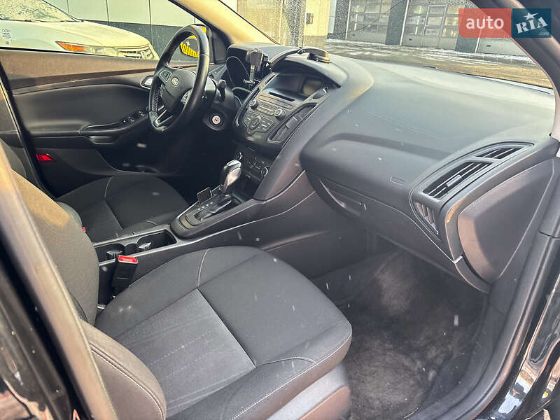 Седан Ford Focus 2015 в Киеве