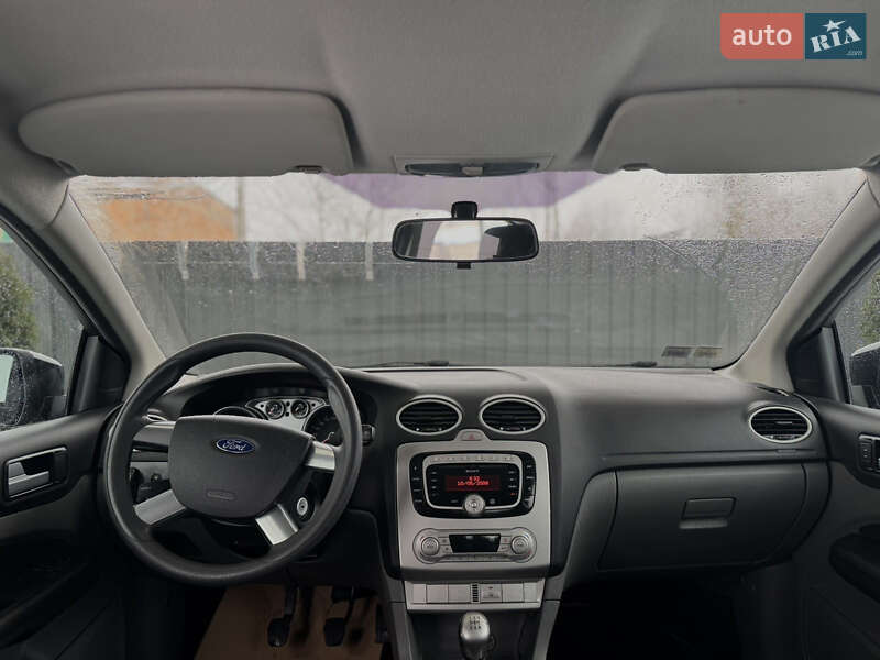 Хэтчбек Ford Focus 2008 в Вознесенске