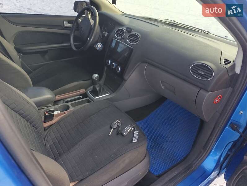 Хетчбек Ford Focus 2004 в Києві