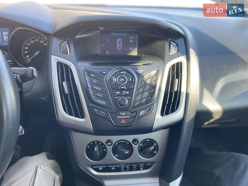 Универсал Ford Focus 2013 в Луцке