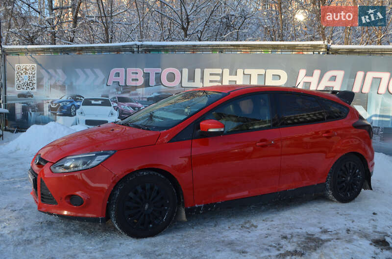 Хетчбек Ford Focus 2014 в Києві фото 8 Хетчбек Ford Focus 2014 в Києві