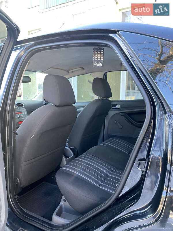 Седан Ford Focus 2008 в Шостке