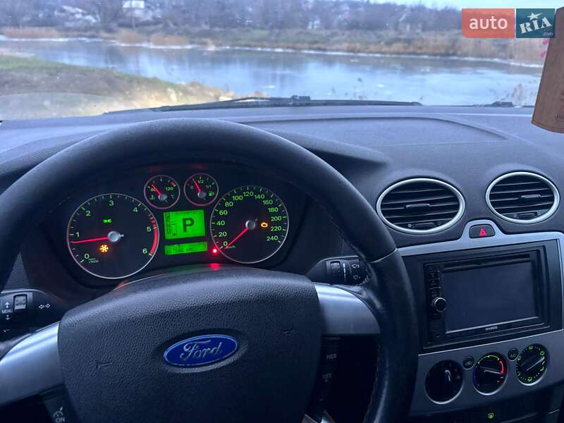 Седан Ford Focus 2005 в Вознесенську