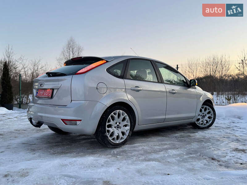 Хетчбек Ford Focus 2010 в Дрогобичі
