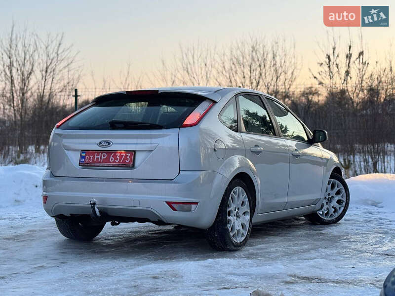 Хетчбек Ford Focus 2010 в Дрогобичі