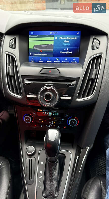 Хэтчбек Ford Focus 2016 в Вишневом