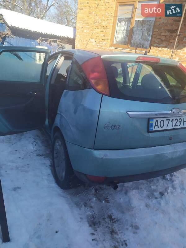 Хетчбек Ford Focus 1999 в Ужгороді