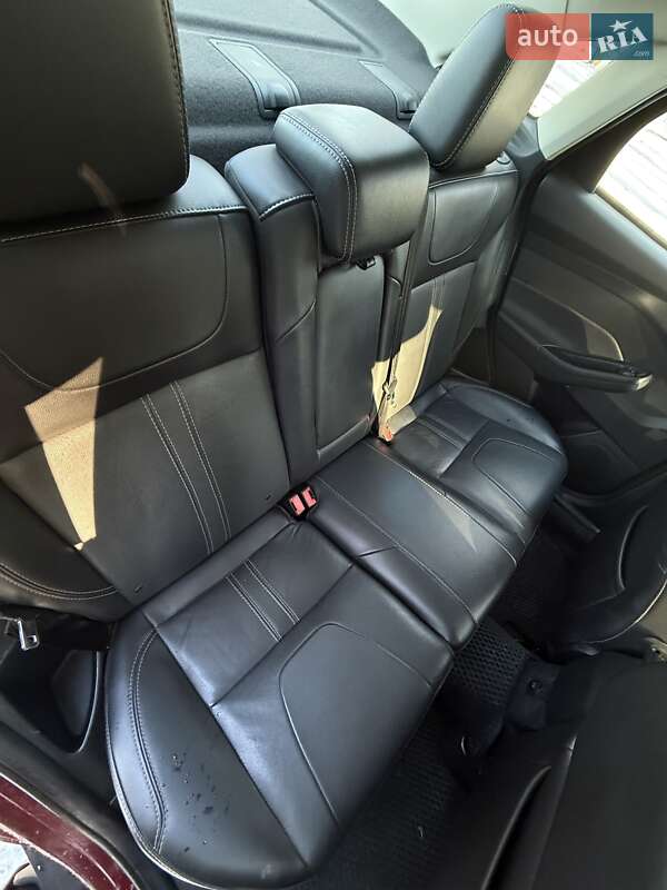 Седан Ford Focus 2014 в Сумах