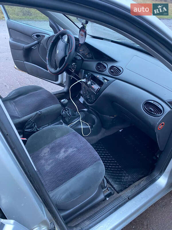 Универсал Ford Focus 1999 в Глухове фото 10 Универсал Ford Focus 1999 в Глухове