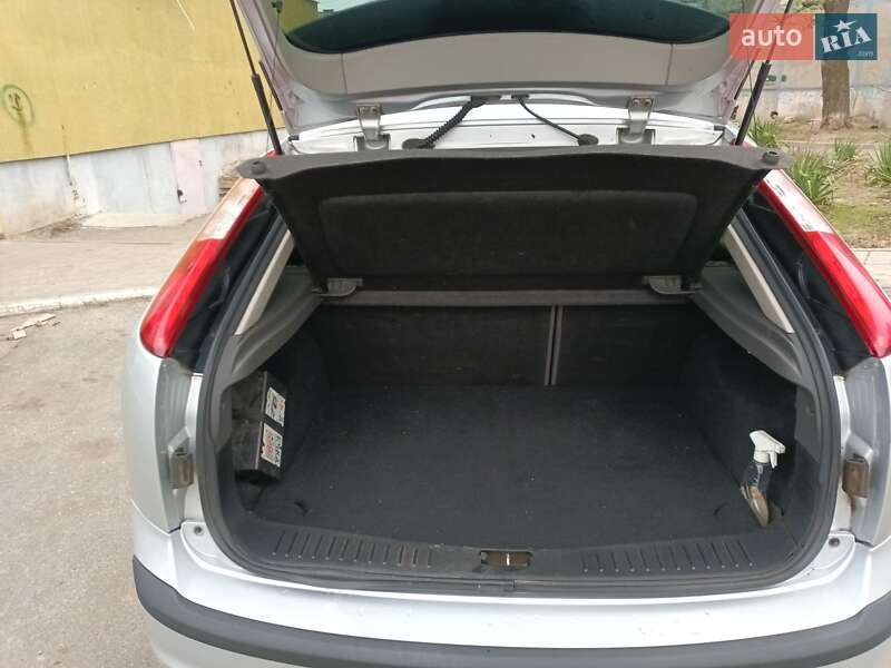 Хетчбек Ford Focus 2007 в Павлограді