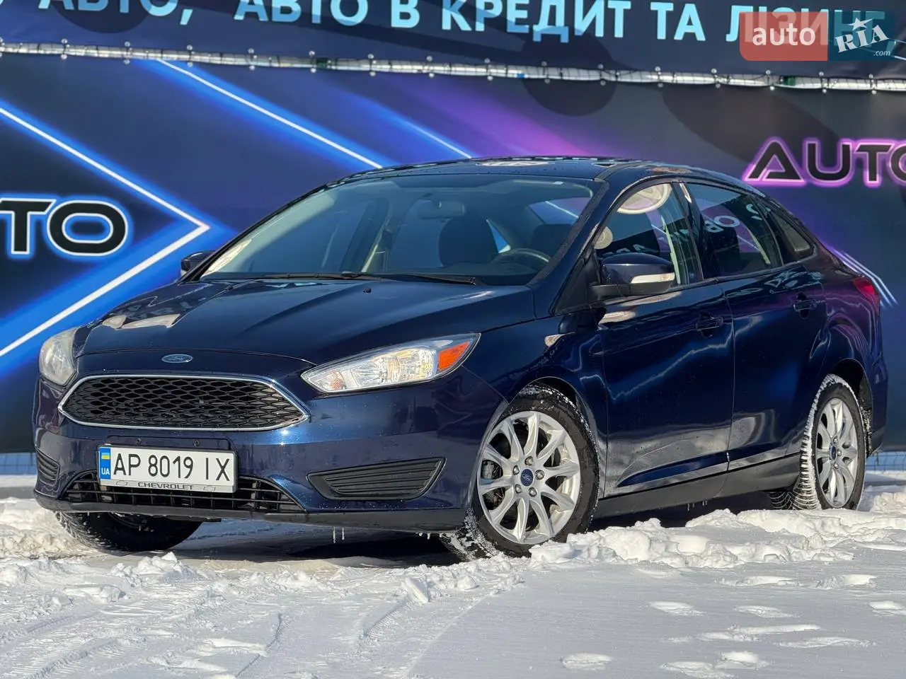Ford Focus 2017, 2.0 бензин, автомат, передний привод, пробег 135 тыс.км.

Ухоженный и комфортный автомобиль с надёжным бензиновым мотором 2.0, который обеспечивает уверенную динамику и приятную работу в любых режимах. Автоматическая коробка переключает плавно, без рывков, хорошо подходит для города и трассы. Подвеска собранная, автомобиль уверенно держит дорогу и остаётся комфортным на неровностях.

Салон аккуратный и хорошо оснащён. Люк добавляет ощущение простора, большой монитор с камерой заднего вида и парктрониками заметно упрощает парковку. По технической части без нареканий, все узлы работают корректно.

В оснащении есть круиз-контроль, мультируль, климат-контроль, электростеклоподъёмники, подогрев и электрорегулировка зеркал, усилитель руля, камера заднего вида и парктроники.

Возможен обмен или кредит/лизинг с первым взносом от 30%, около 2450$.
