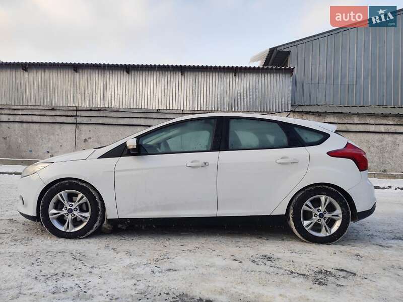 Хэтчбек Ford Focus 2014 в Киеве фото 6 Хэтчбек Ford Focus 2014 в Киеве