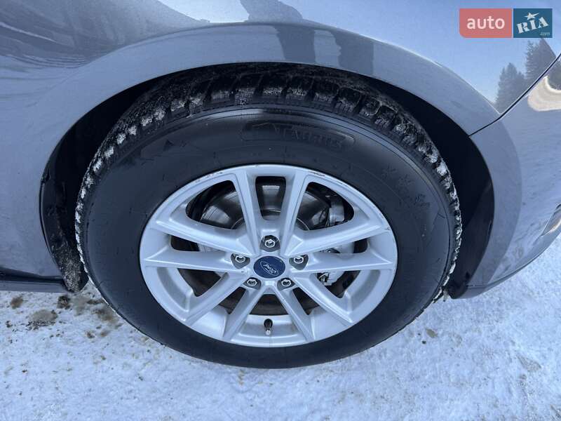 Хетчбек Ford Focus 2017 в Рівному