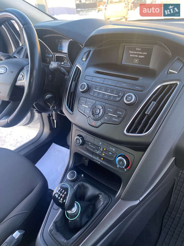 Хэтчбек Ford Focus 2018 в Луцке фото 25 Хэтчбек Ford Focus 2018 в Луцке