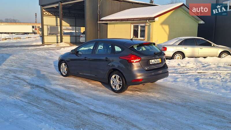 Хэтчбек Ford Focus 2017 в Калуше