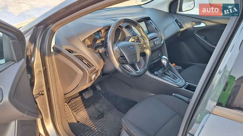 Хэтчбек Ford Focus 2017 в Калуше
